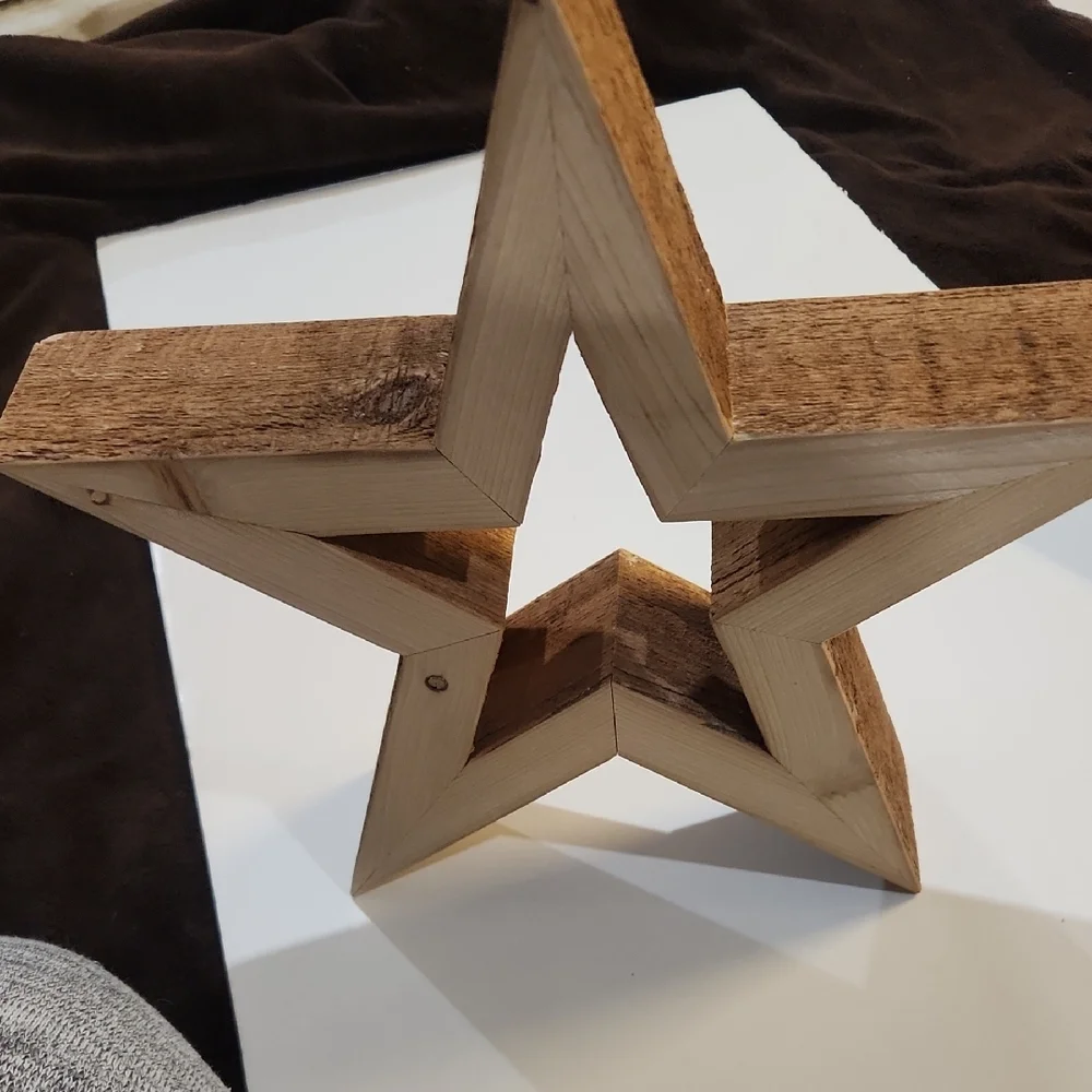 Rustic Wooden Star Display Shelf